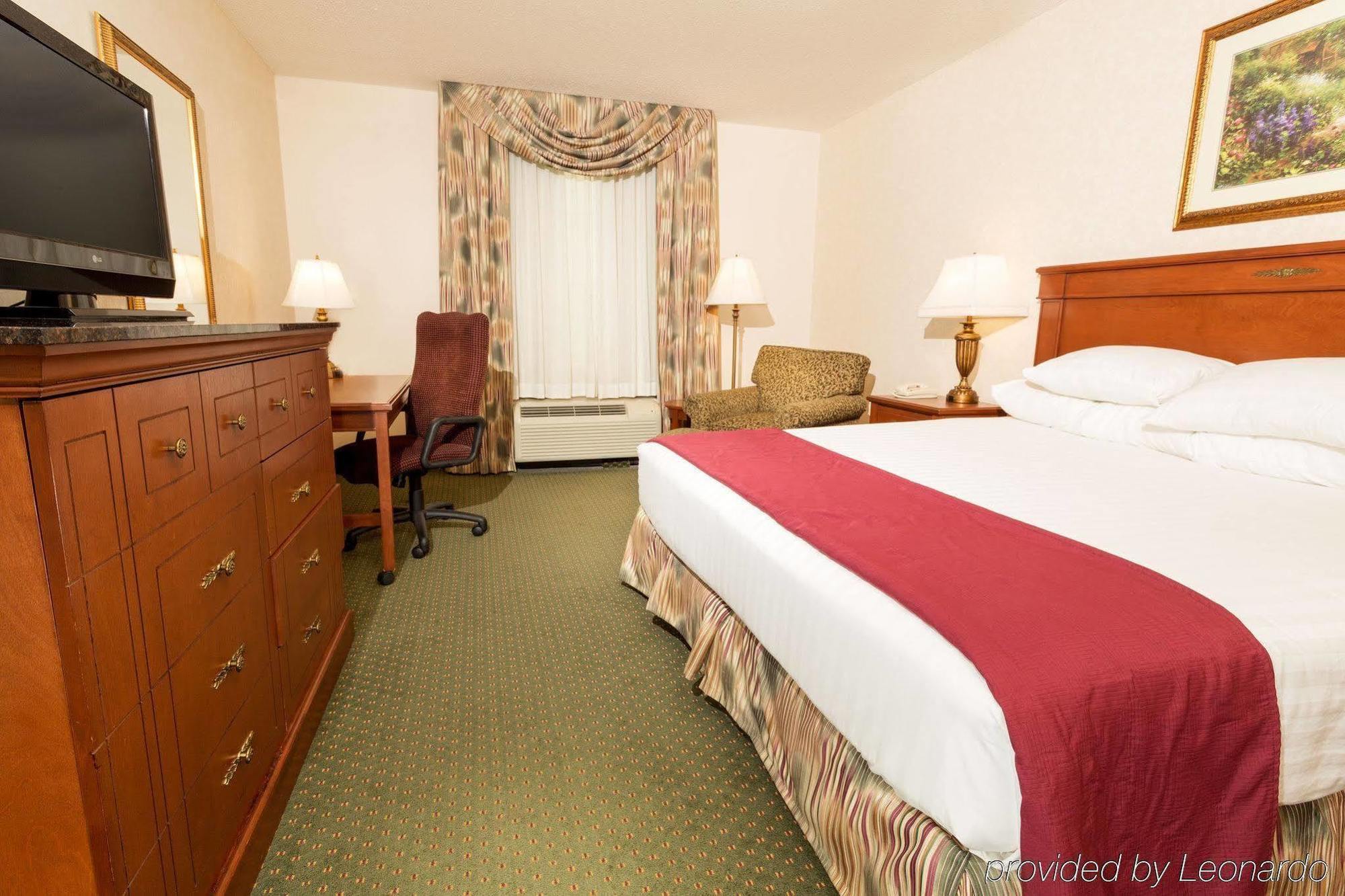 Drury Inn & Suites Columbus Grove City Exterior foto